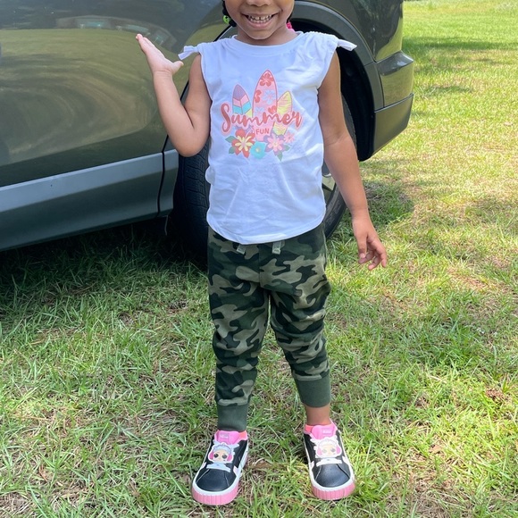 Army fatigue pants and white ‘summer fun’ top - Picture 2 of 7